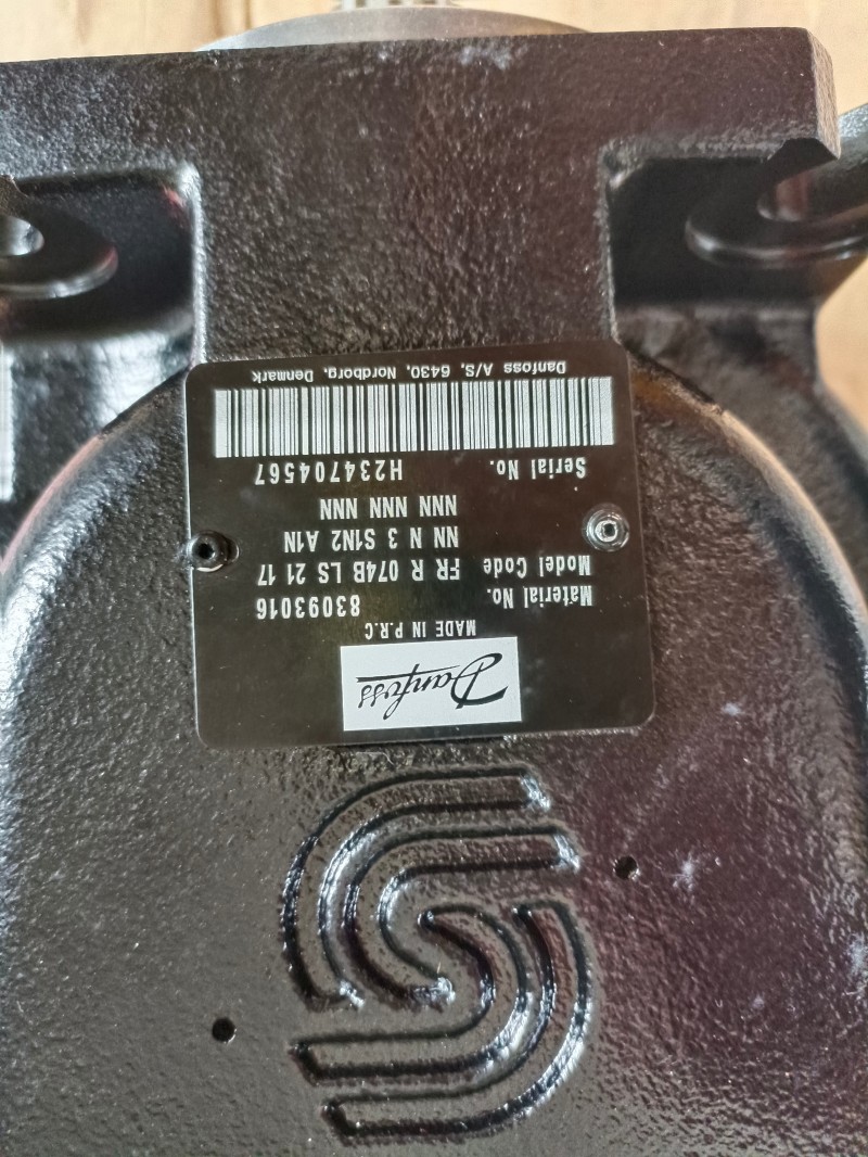 ER-L-130B-LS-28-20-NN-N-3-S4NP-A1N-AAA-NNN-NNN丹佛斯Danfoss柱塞泵 ER-L-130B-LS-28-20-NN-N-3-S4NP-A1N-AAA-NNN-NNN丹佛斯Danfoss柱塞泵 90L130-KN-5-CD-80-S-3-C8-H-03-GBA-35-35-26丹佛斯Danfoss柱塞泵