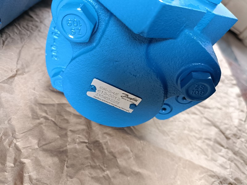 微挖6K-310行走馬達(dá) 6K-310擺線馬達(dá) BMR-200回轉(zhuǎn)馬達(dá) 伊頓液壓馬達(dá) 攪拌車伊頓6433液壓柱塞泵 攪拌車伊頓6433液壓柱塞泵