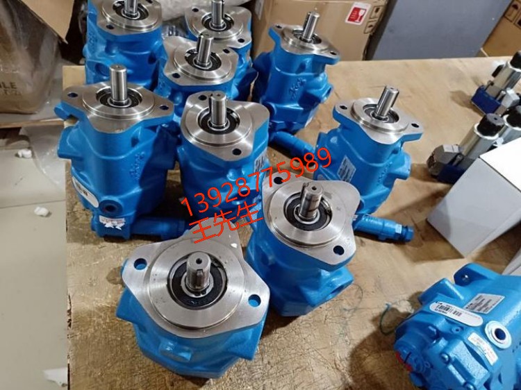 威格士葉片泵F320V5A1C22R F325V17A1A22R現(xiàn)貨  DANFOSS柱塞泵 PVH131QIC-RAF-16S-11-C25VT4-31 02-345581  DANFOSS柱塞泵 PVH131QIC-RAF-16S-11-C25VT4-31 02-345581