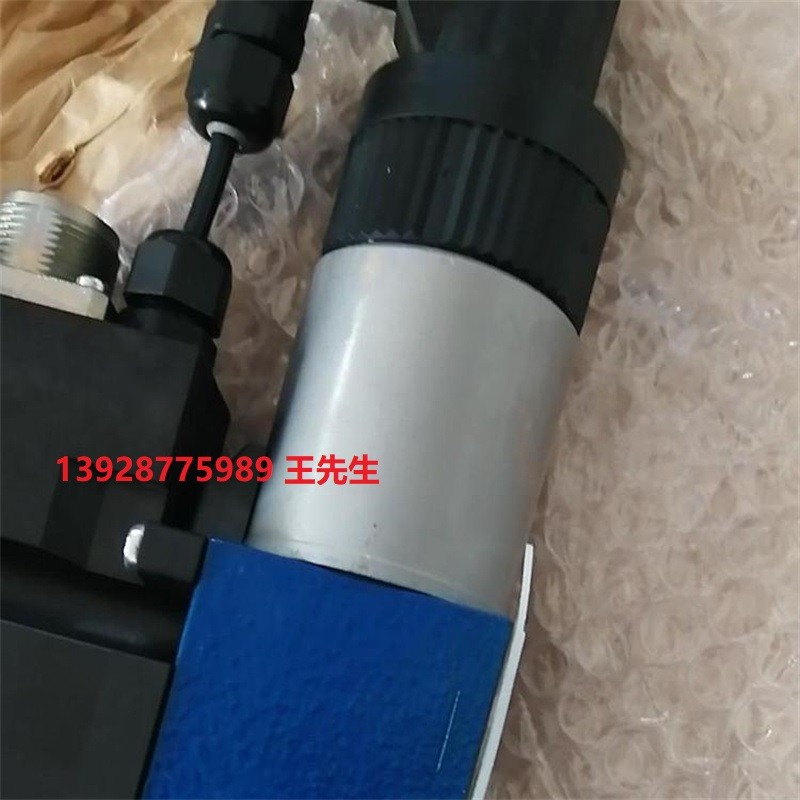 德國(guó)REXROTH力士樂(lè)電磁閥4WE6D62/EG220N9K4/V 德國(guó)力士樂(lè)REXROTH4WE10D50/HG24N9K4/M電磁換向閥現(xiàn)貨質(zhì)保一年 德國(guó)力士樂(lè)REXROTH4WE10D50/HG24N9K4/M電磁換向閥現(xiàn)貨質(zhì)保一年