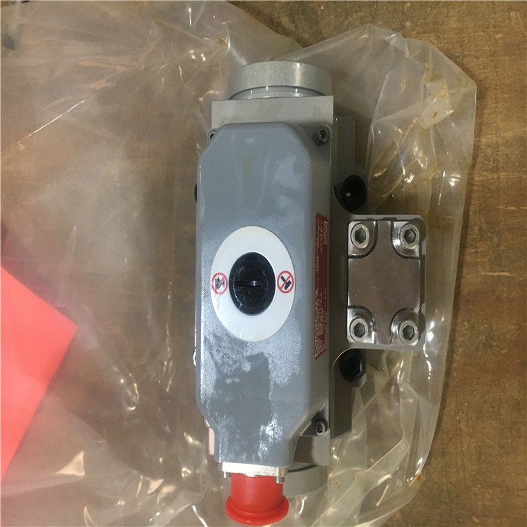 D661-4594C 穆格 MOOG 伺服閥 現(xiàn)貨