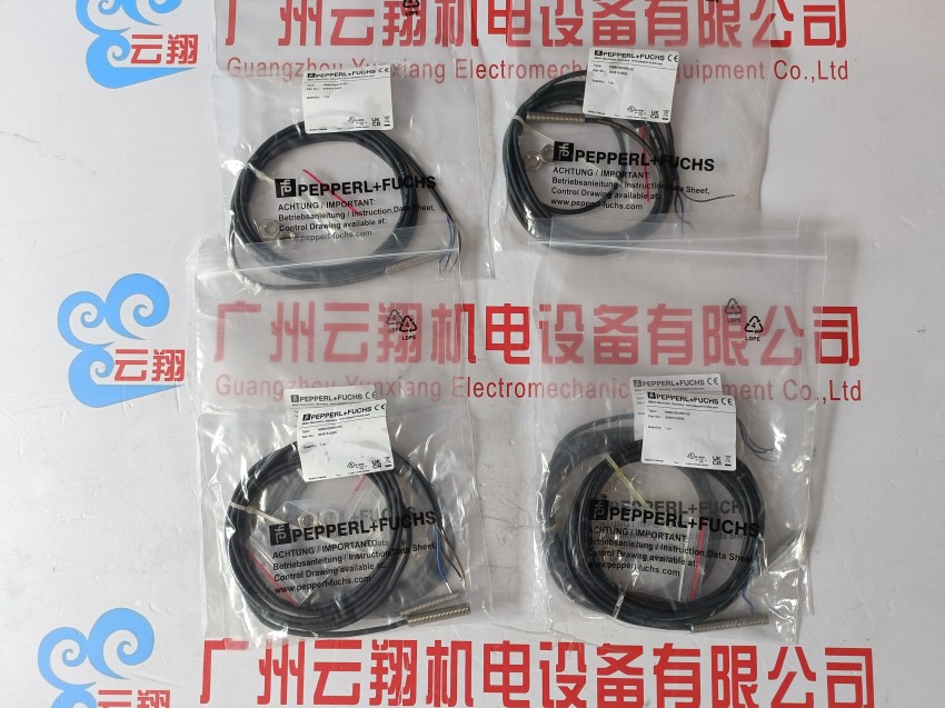 P+F倍加福 NBB8-18GM30-E2 電感式傳感器